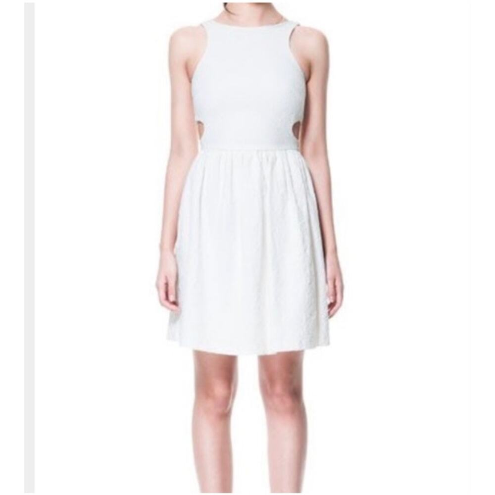 NWT Zara Trafaluc White Brocade Cutout Sleeveless Dress-Medium